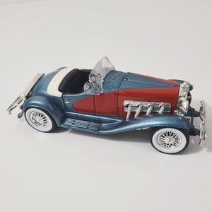 1935 Duesenberg SSJ 1:32 diecast convertible car